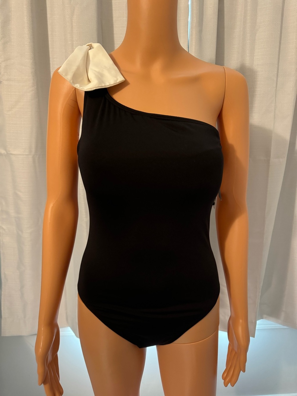Pretty Kate Spade size S black white bow one shoulder one piece swimsuit new